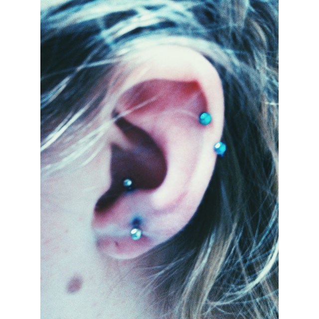 Anti-Tragus Piercing