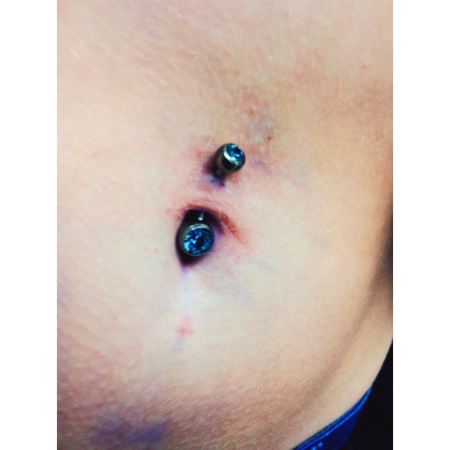 Anna's Navel Piercing