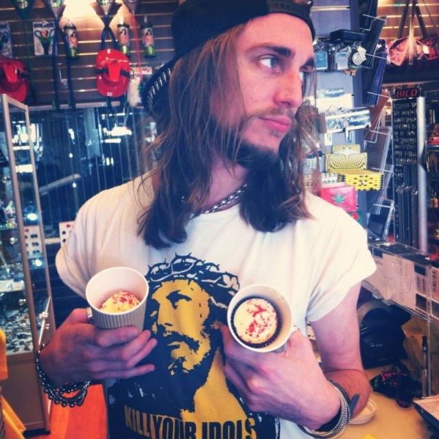 Sunday Saviour wit Shexxxy Red Velvet Cakes