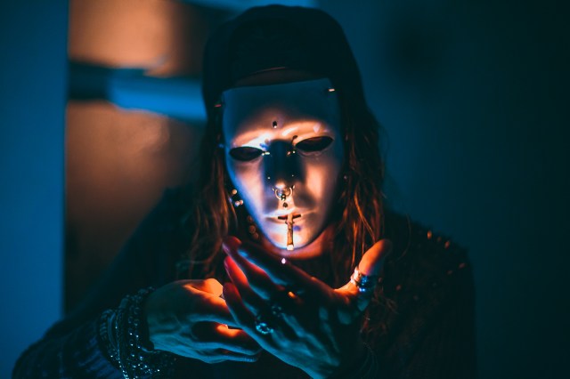 |  E L   C A P I T A N  |