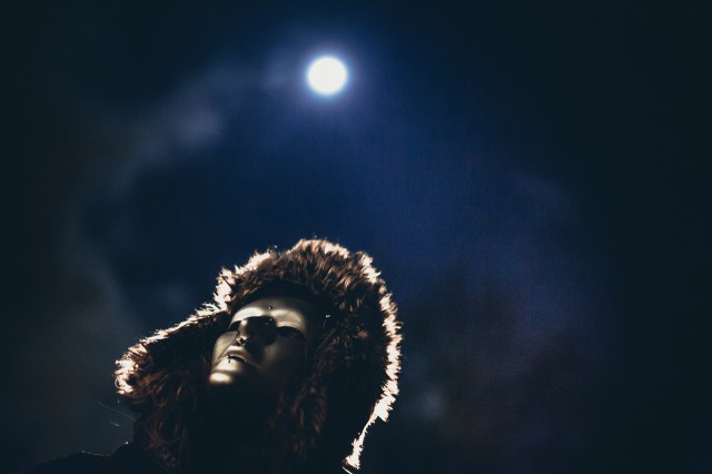 |  M E T A L   M A S K  |