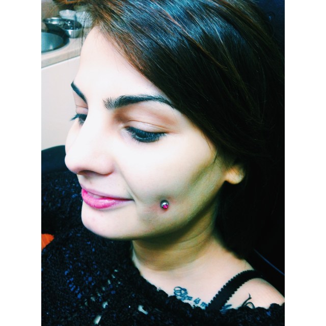 Luiza's Cheek⚡Dimple Piercing