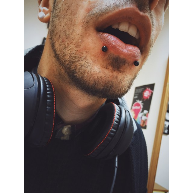 Zan's Snakebite Piercings