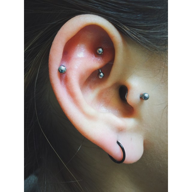 Efina's Helix & Rook Piercings