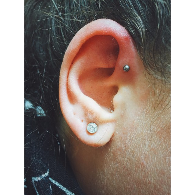 Lisa's Inner-Pinner/Forward-Helix Piercing