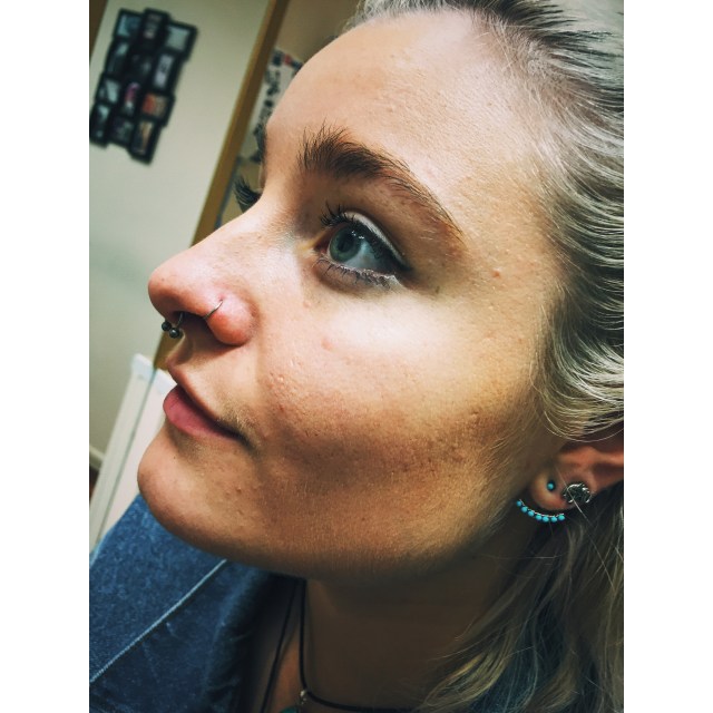 Vilde's Septum Piercing